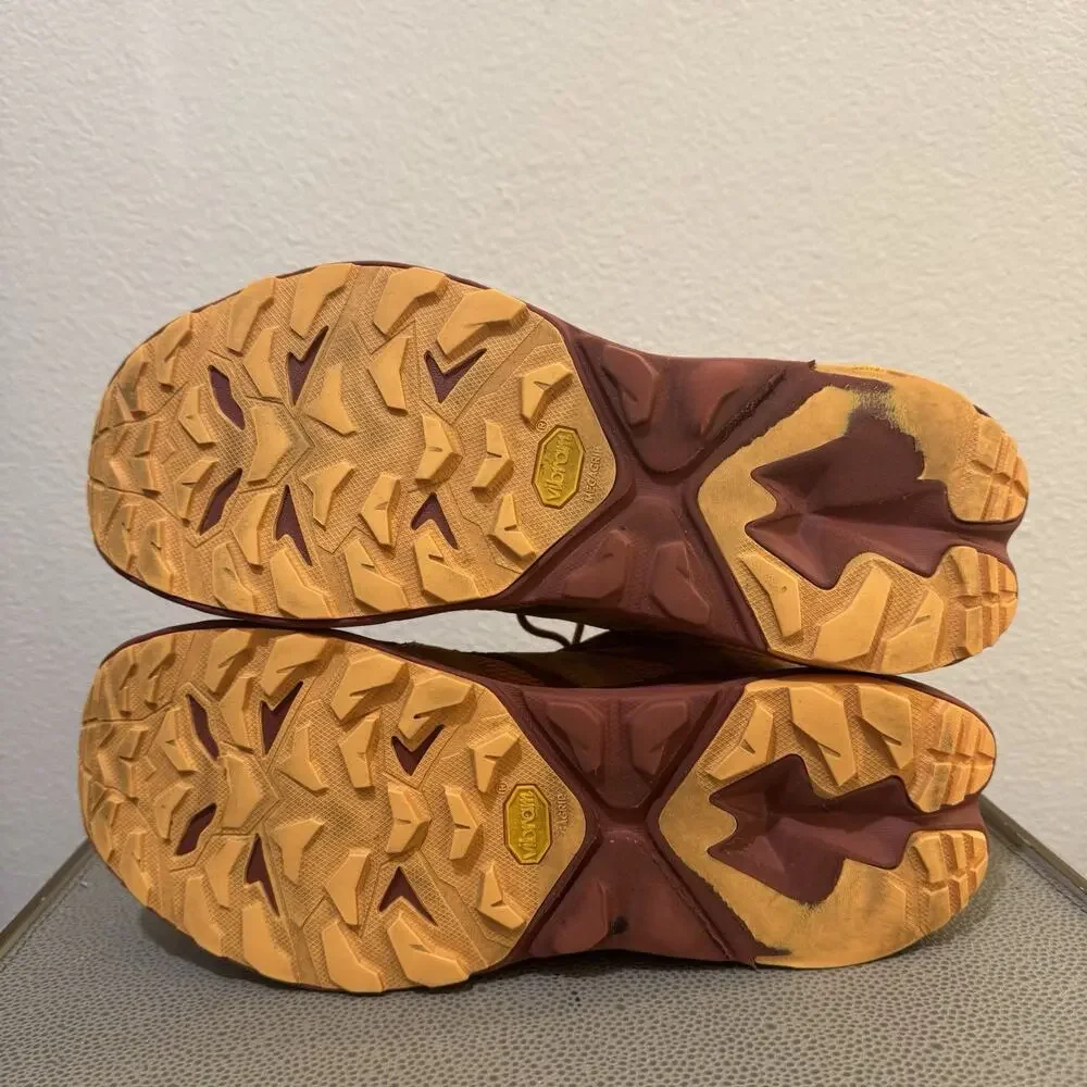 Hoka One One hoka one